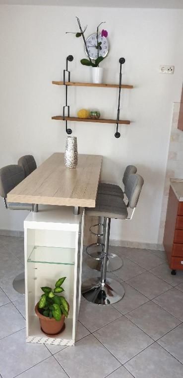 Apartma Hause Lupic Rab Town