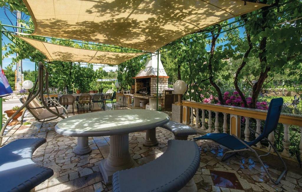 Appartement Hause Lupic Rab Town