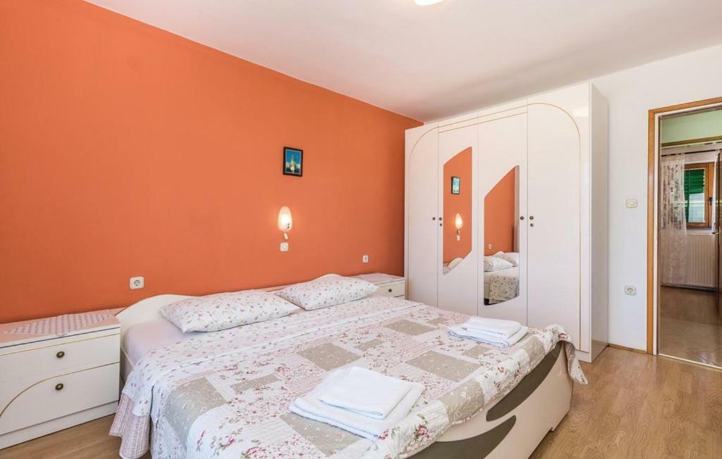 Hause Lupic Appartement Rab Town